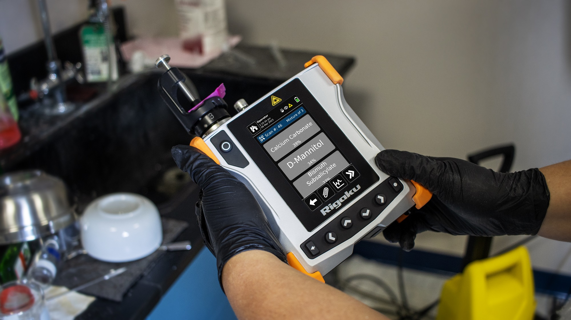 CQL Max-ID Handheld Raman 1064 Nm Chemical Threat Analyzer